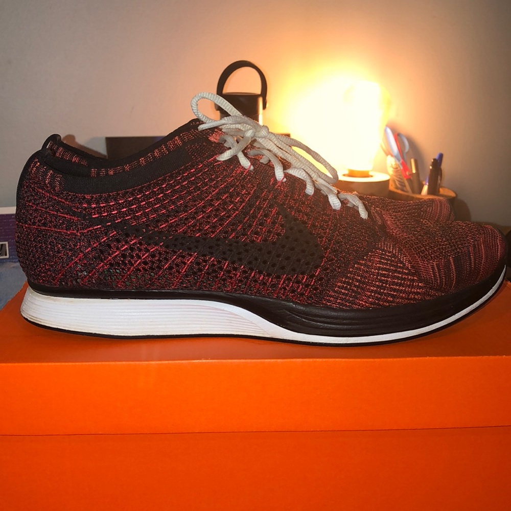 Nike Flyknit Racer
